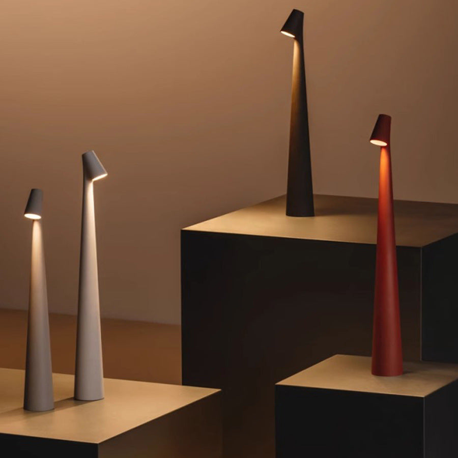 NORDIC LED minimalistisk bordlampe